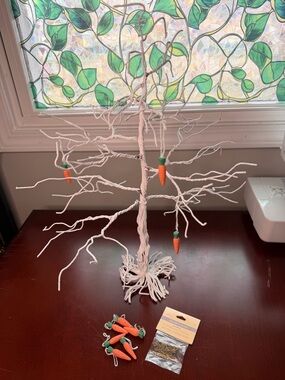 Vintage Hallmark White Easter Tree with Ornaments READ  DESCRIPTION